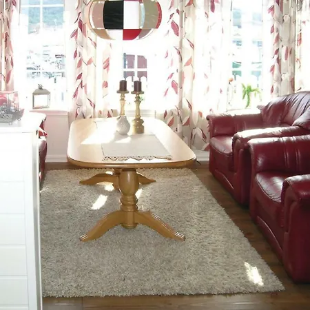 Two-bedroom Holiday In Lysoysundet * Lysøysund