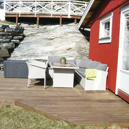 Two-bedroom Holiday In Lysoysundet Lysøysund